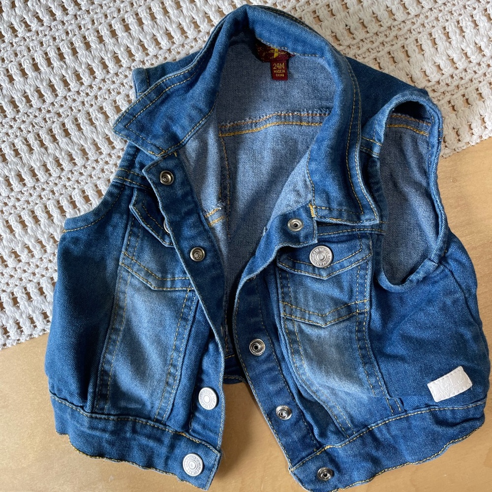 24 months seven jeans brand vest